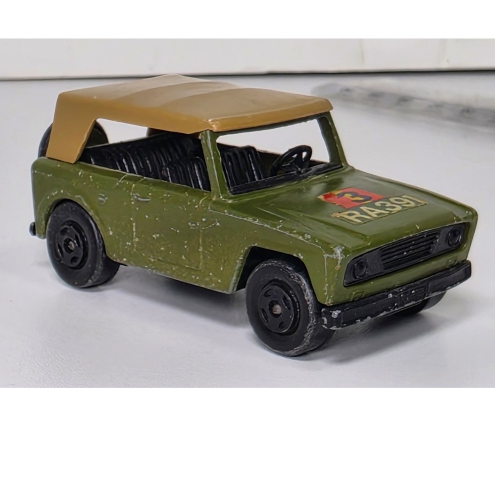 Vintage 1969 Matchbox Superfast No 18 Field Car Lesney England Olive Green